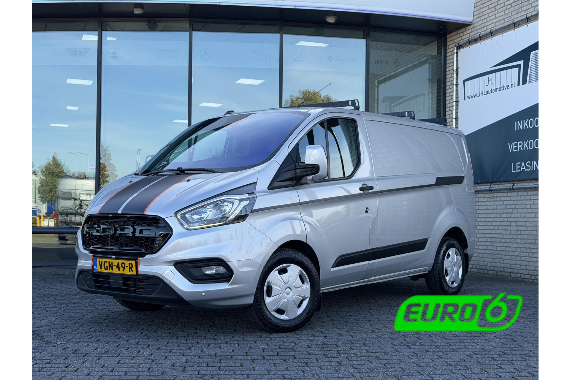Ford Transit Custom 2.0 TDCI L1H1*AUTOM*3PERS*NAVI*CRUISE*HAAK*A/C*TEL